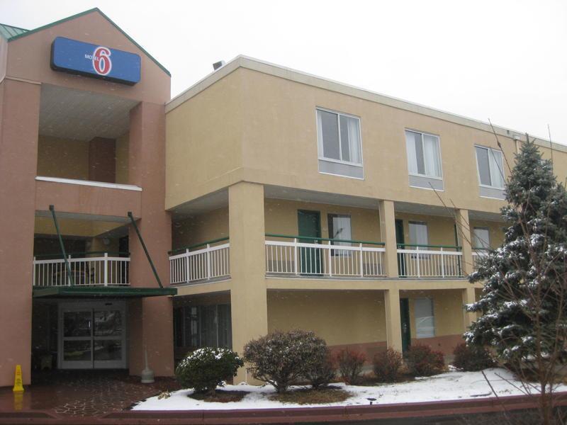 Econo Lodge Inn & Suites Johnson Stadt Exterior foto